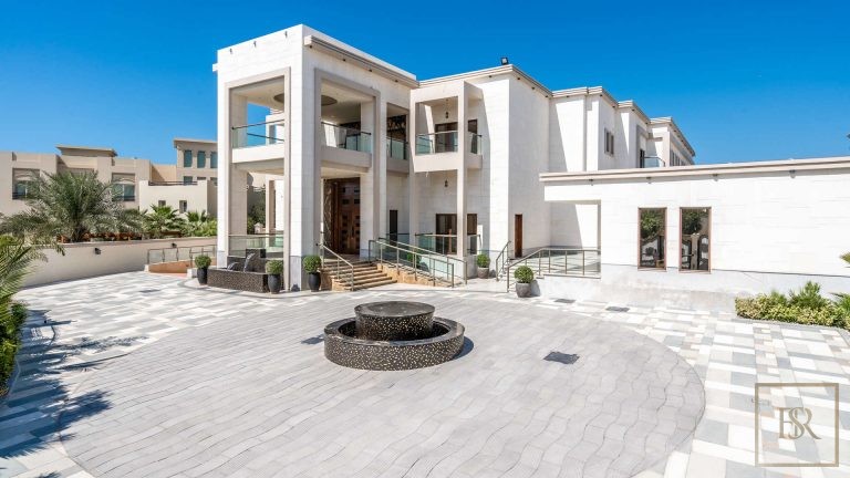 Villa L Sector - Emirates Hills, Dubai, UAE buy for sale For Super Rich