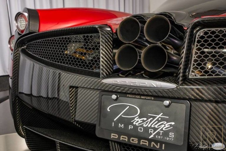 2014 Pagani HUAYRA interior for sale For Super Rich