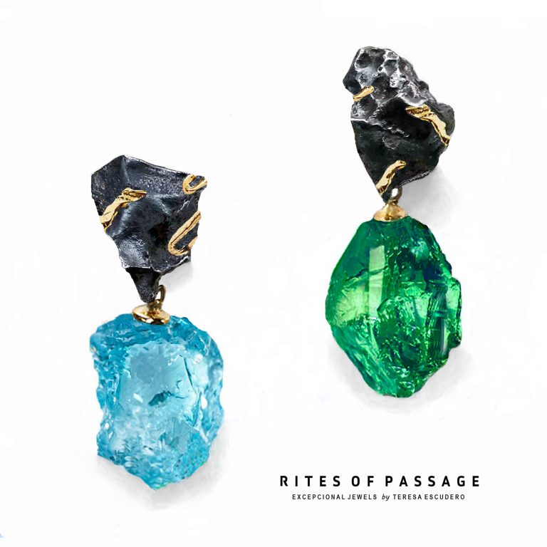 Earrings M32 - RITES OF PASSAGE - Teresa Escudero for sale For Super Rich